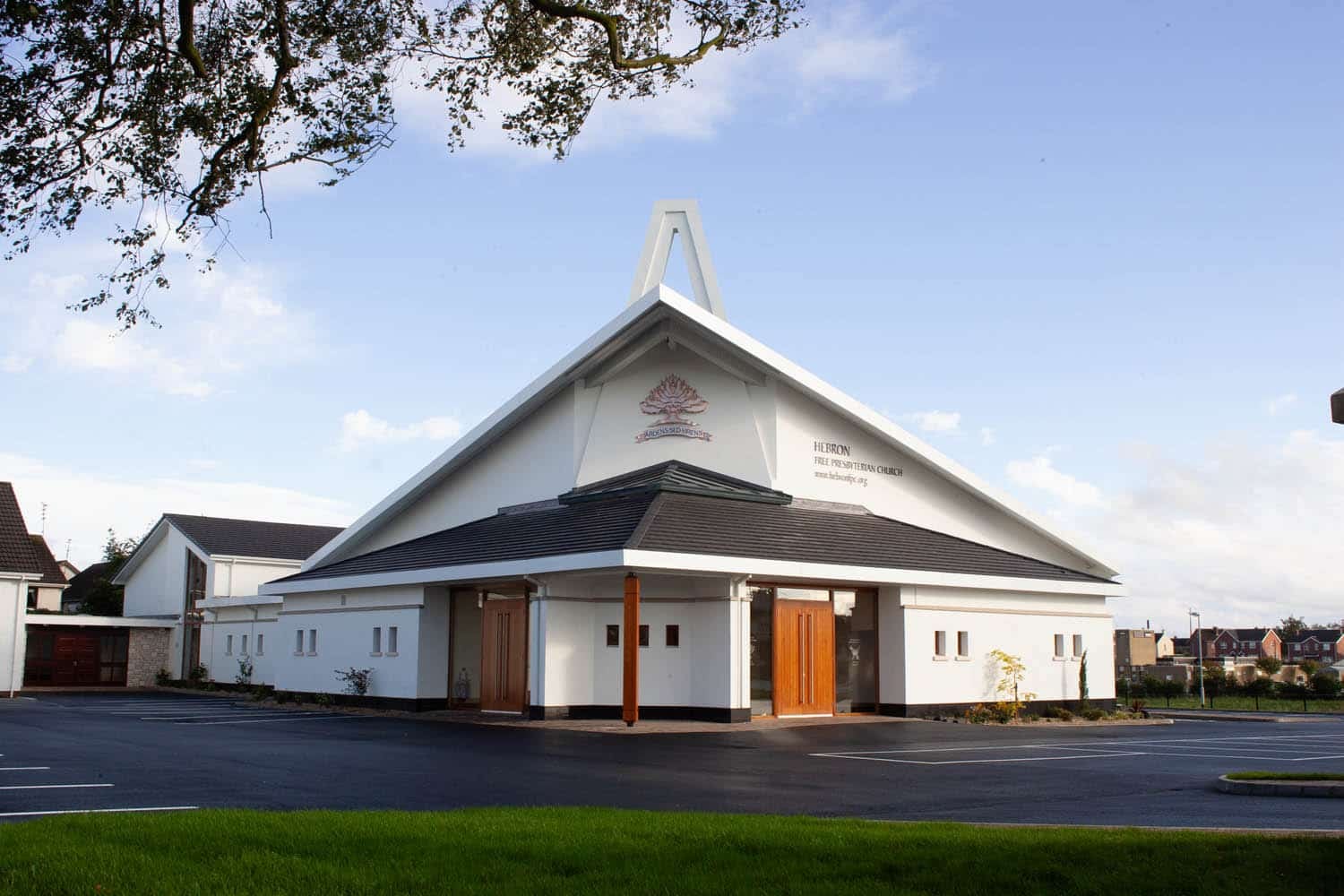 LL9A1132 Samuel Johnston | Churches
